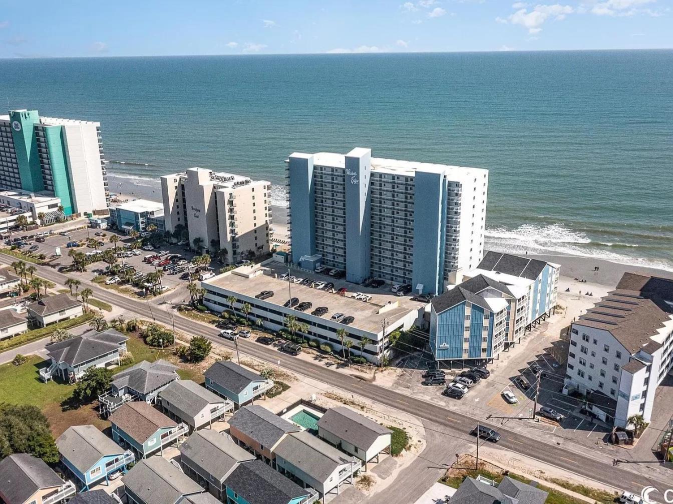 Готель 405 Waters Edge Garden City Екстер'єр фото