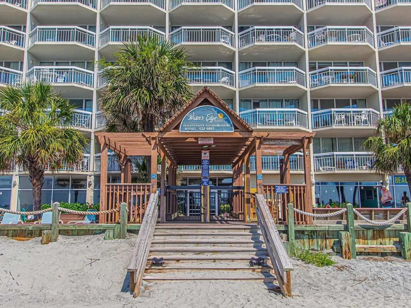 Готель 405 Waters Edge Garden City Екстер'єр фото